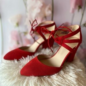Red Nine West size 6 M